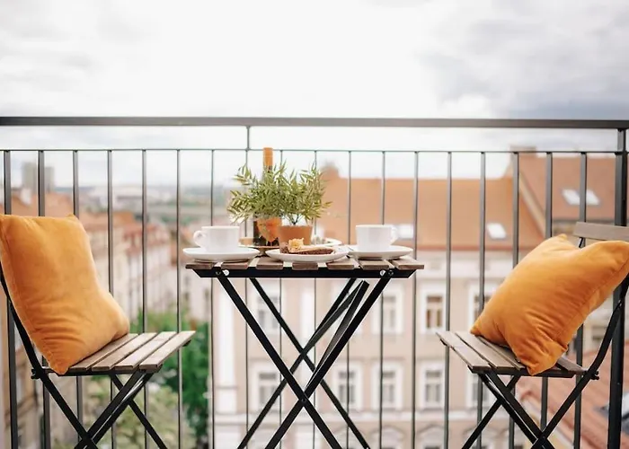 Cavallo Romantic Rooftop L Studio City Center Balcony