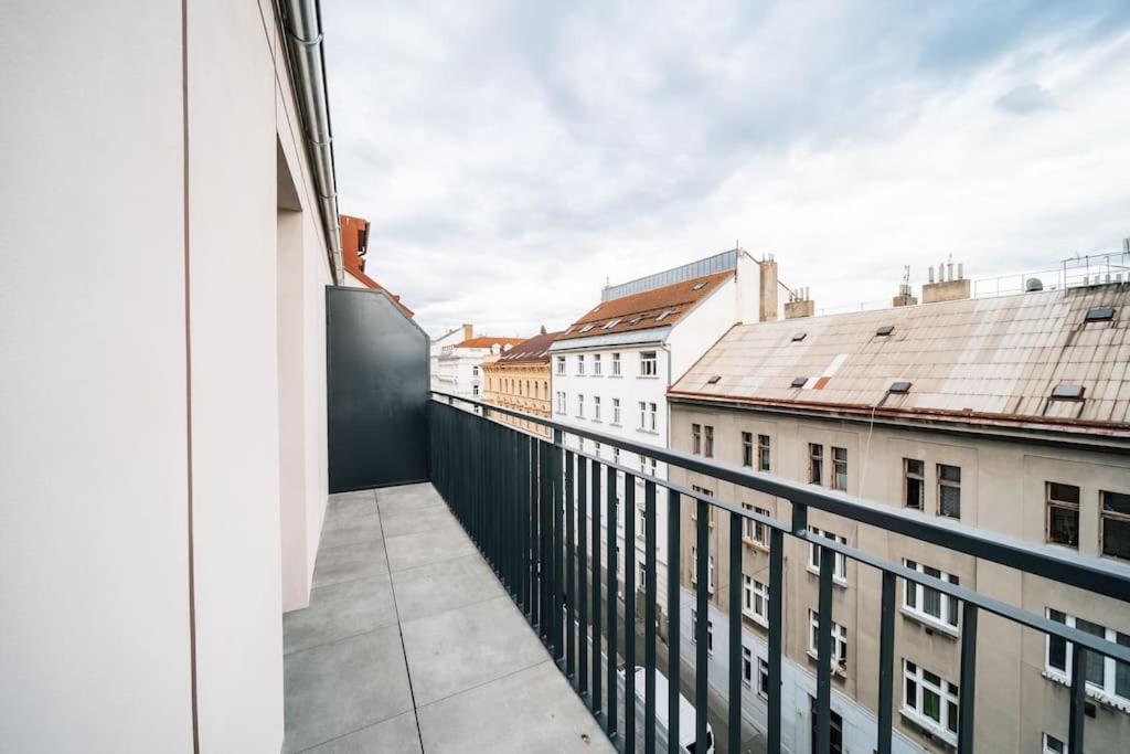 Apartment Cavallo Romantic Rooftop L Studio City Center Balcony *
