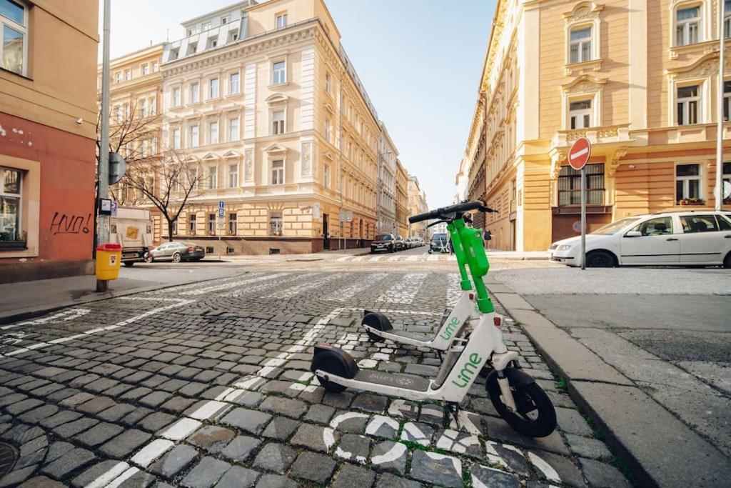 Cavallo Romantic Rooftop L Studio City Center Balcony * Prague